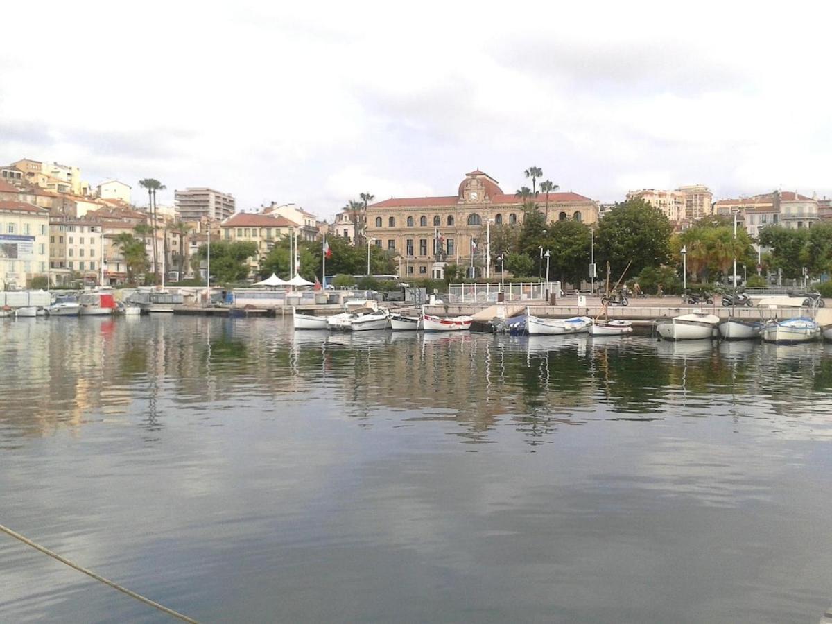 Promo! Studio, Plein Center, Vieux Port, 200 M Des Plages Apartment