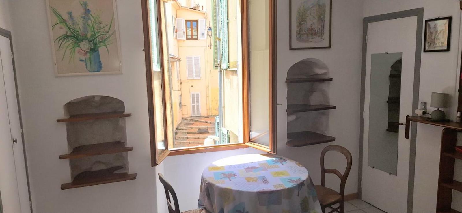 Promo! Studio, Plein Center, Vieux Port, 200 M Des Plages Apartment *
